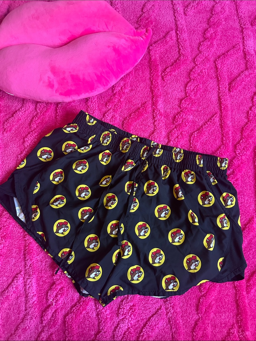 Buc-ee’s Black Graphic Elastic-Waist Women’s Shorts - like new